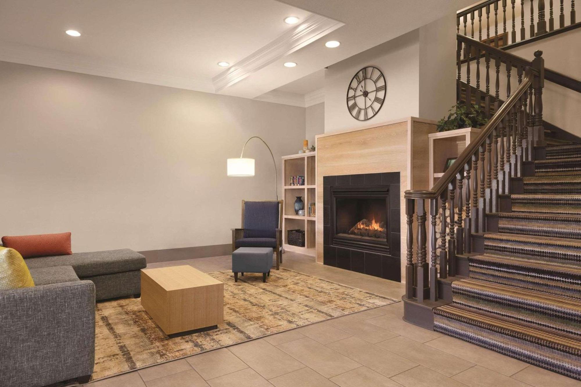 Country Inn & Suites By Radisson, Billings, Mt Bagian luar foto